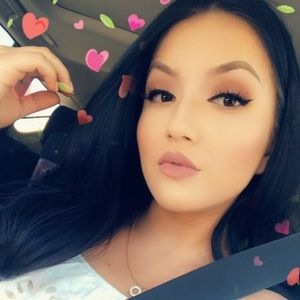 Meet your Posher, Mariena